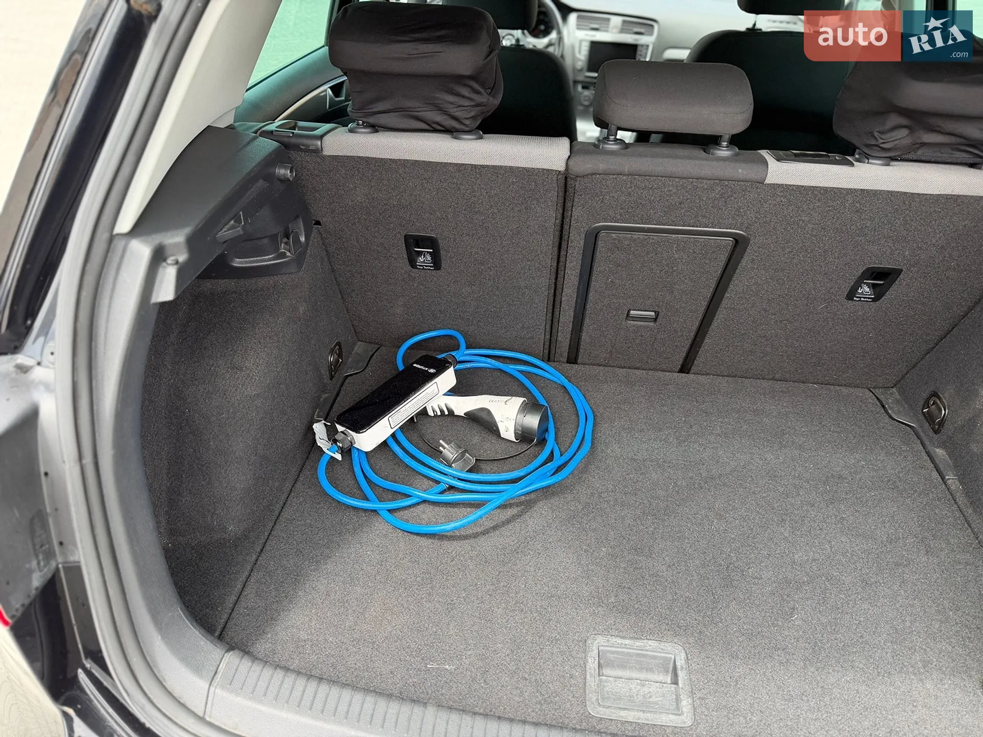 Volkswagen e-Golf 2014 VIN WVWZZZAUZFW904659 фото оголошення 15 з 32
