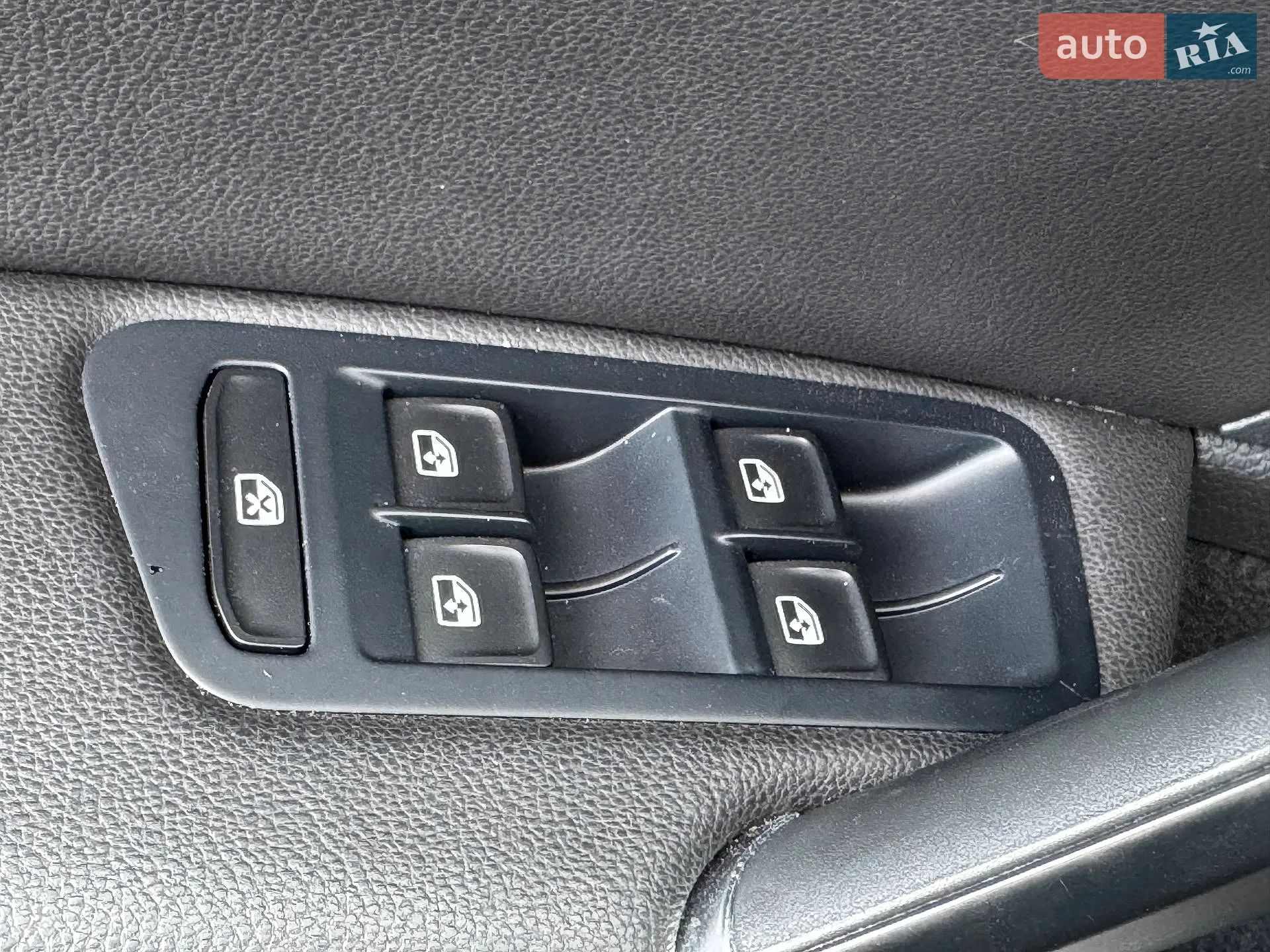2015 Volkswagen Golf - мініатюра 24
