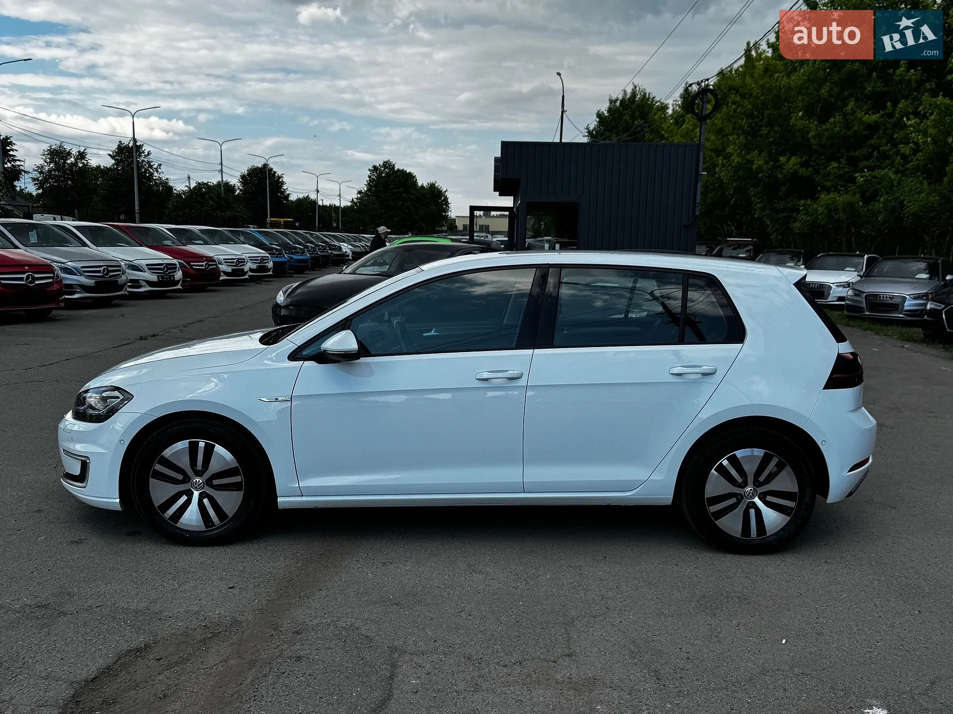 2017 Volkswagen Golf - мініатюра 12