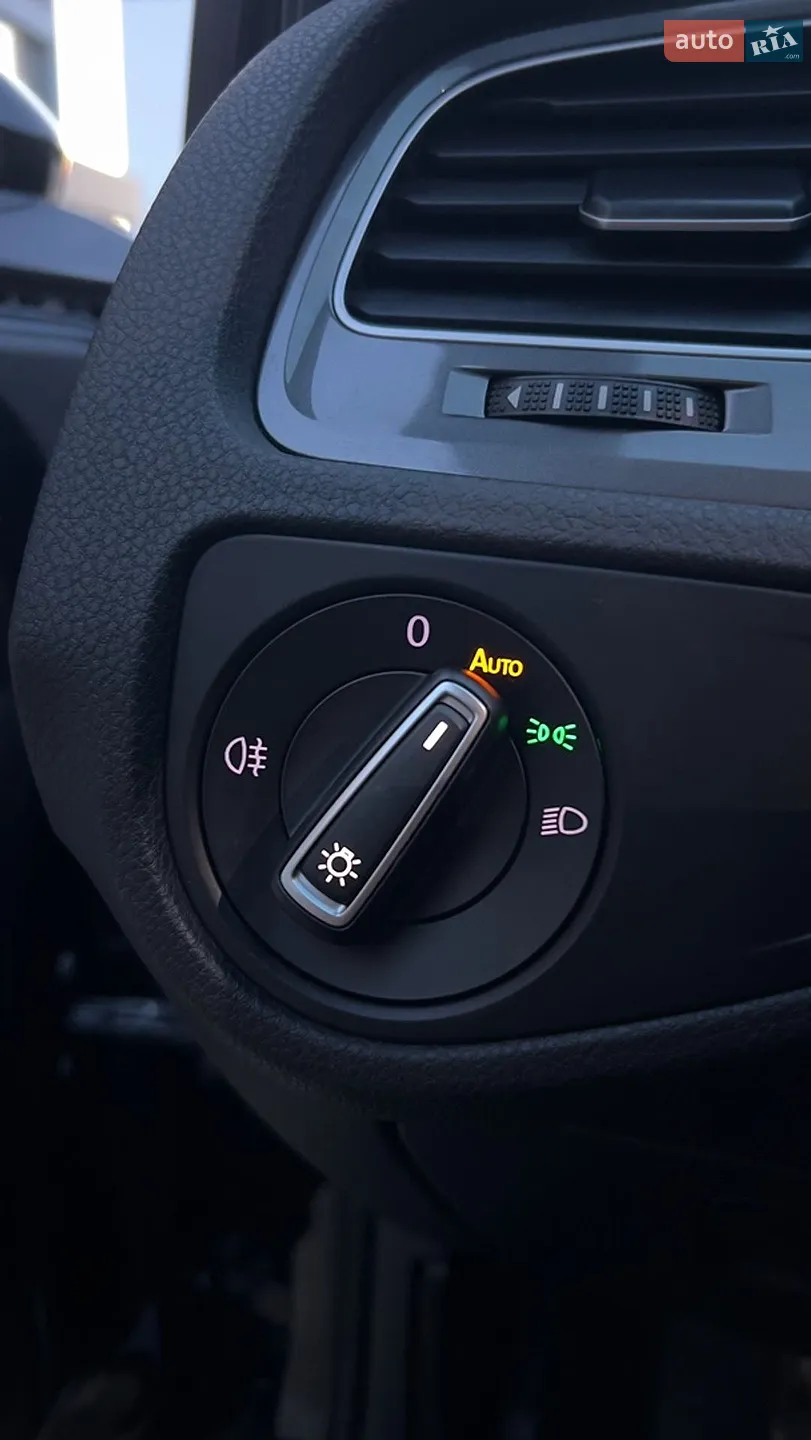 2015 Volkswagen Golf - мініатюра 11
