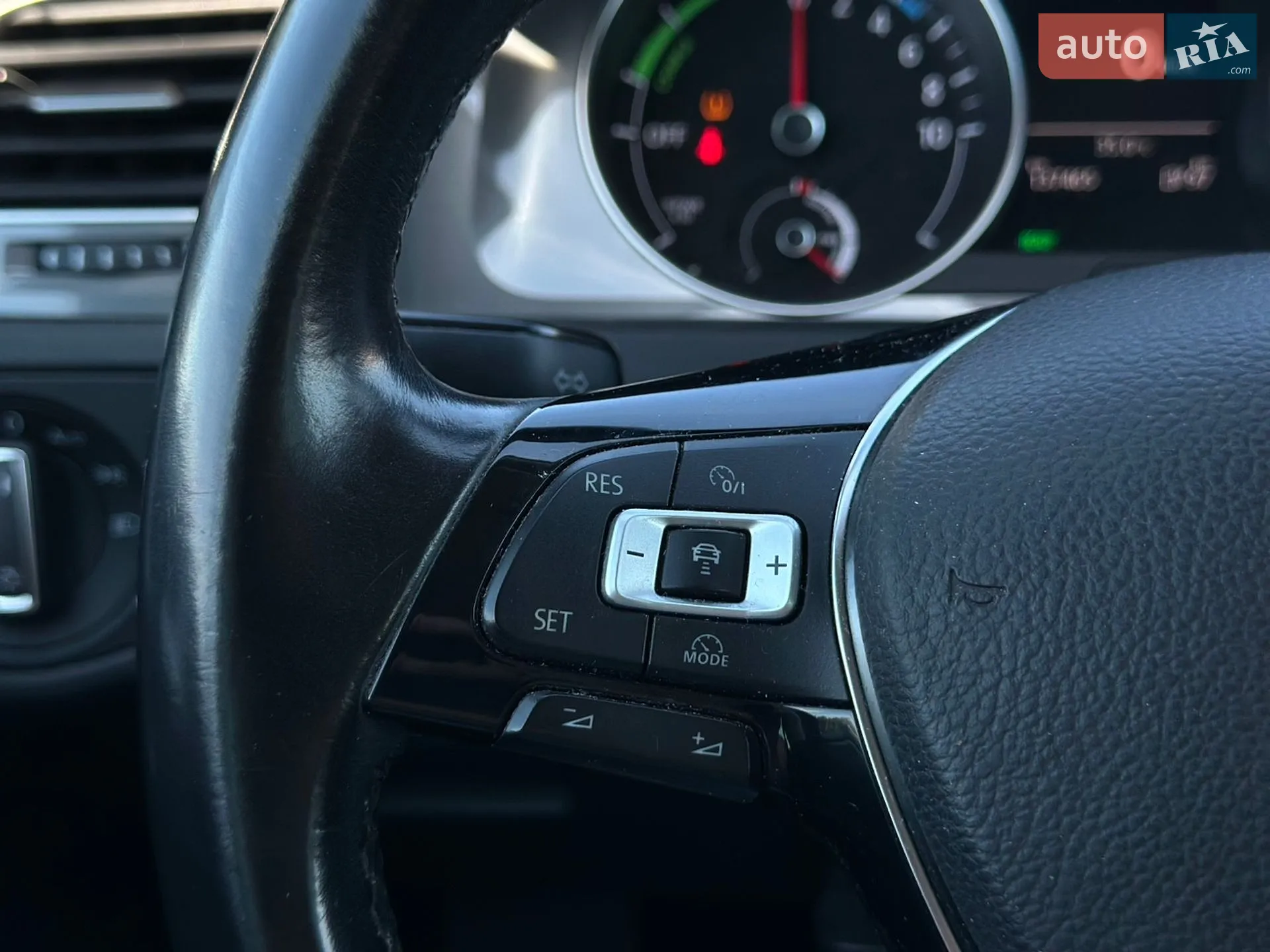 2016 Volkswagen Golf - мініатюра 40