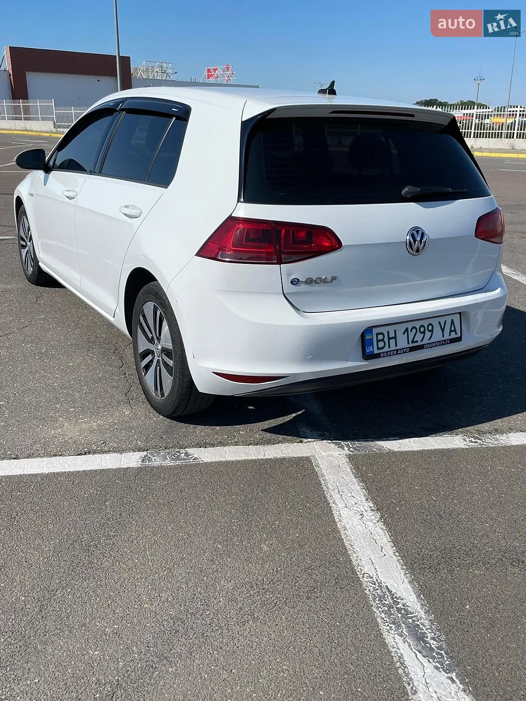2015 Volkswagen Golf - мініатюра 4