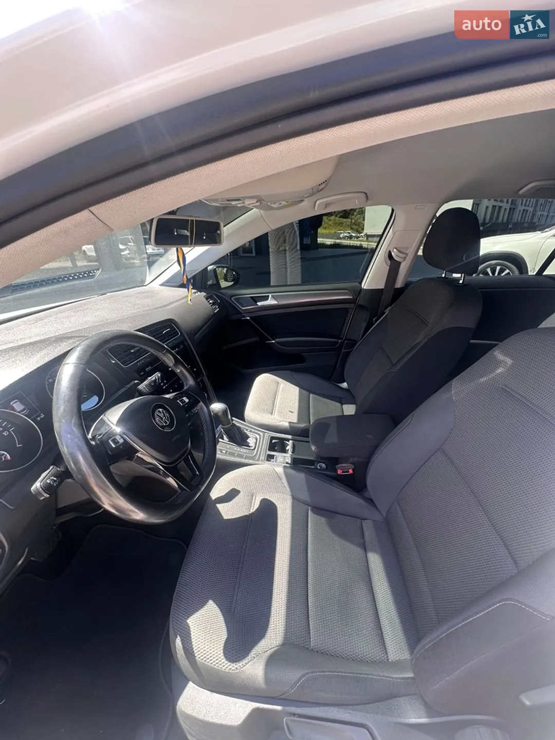 2019 Volkswagen Golf - мініатюра 9