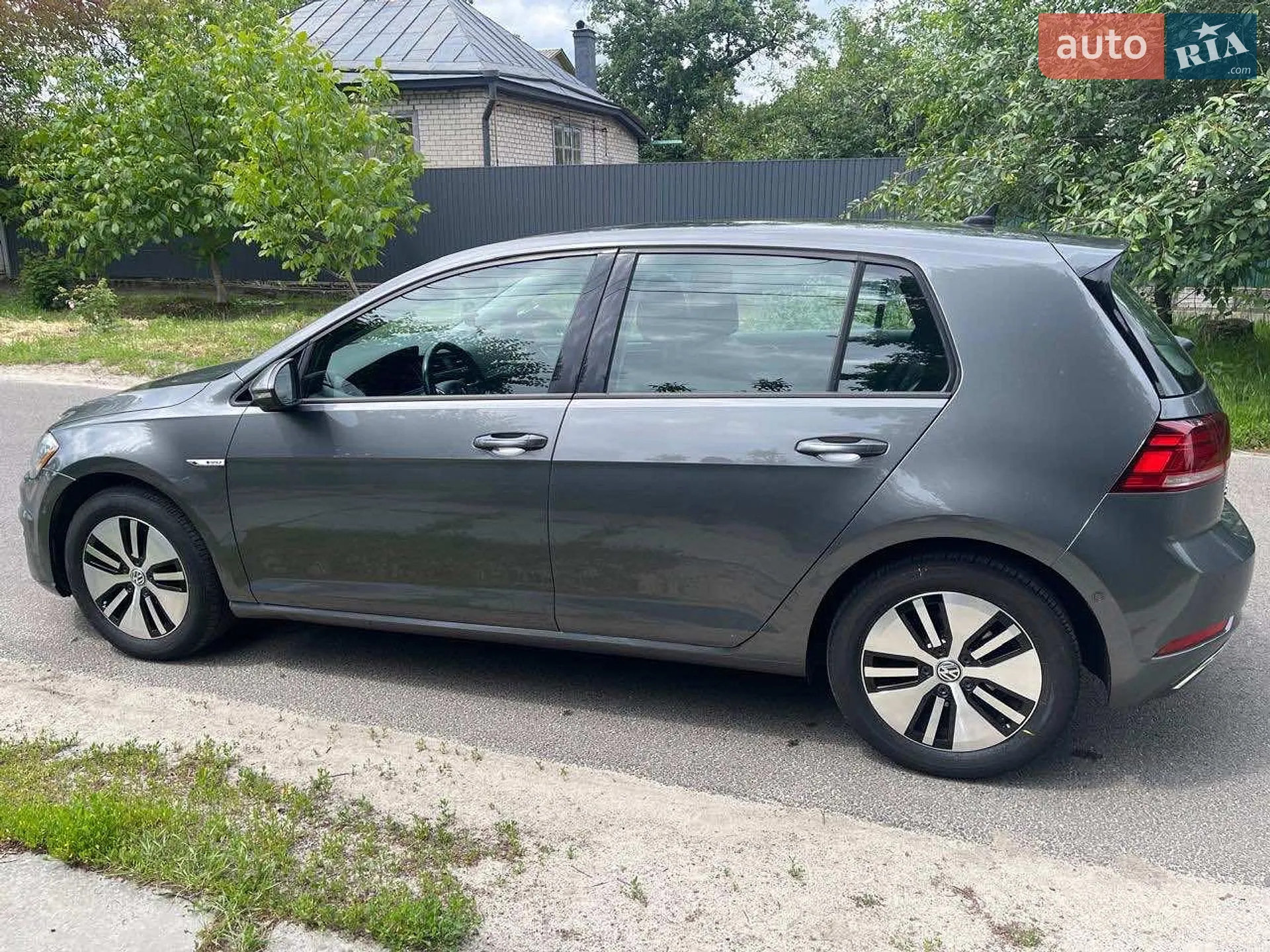 2019 Volkswagen Golf - фото 1