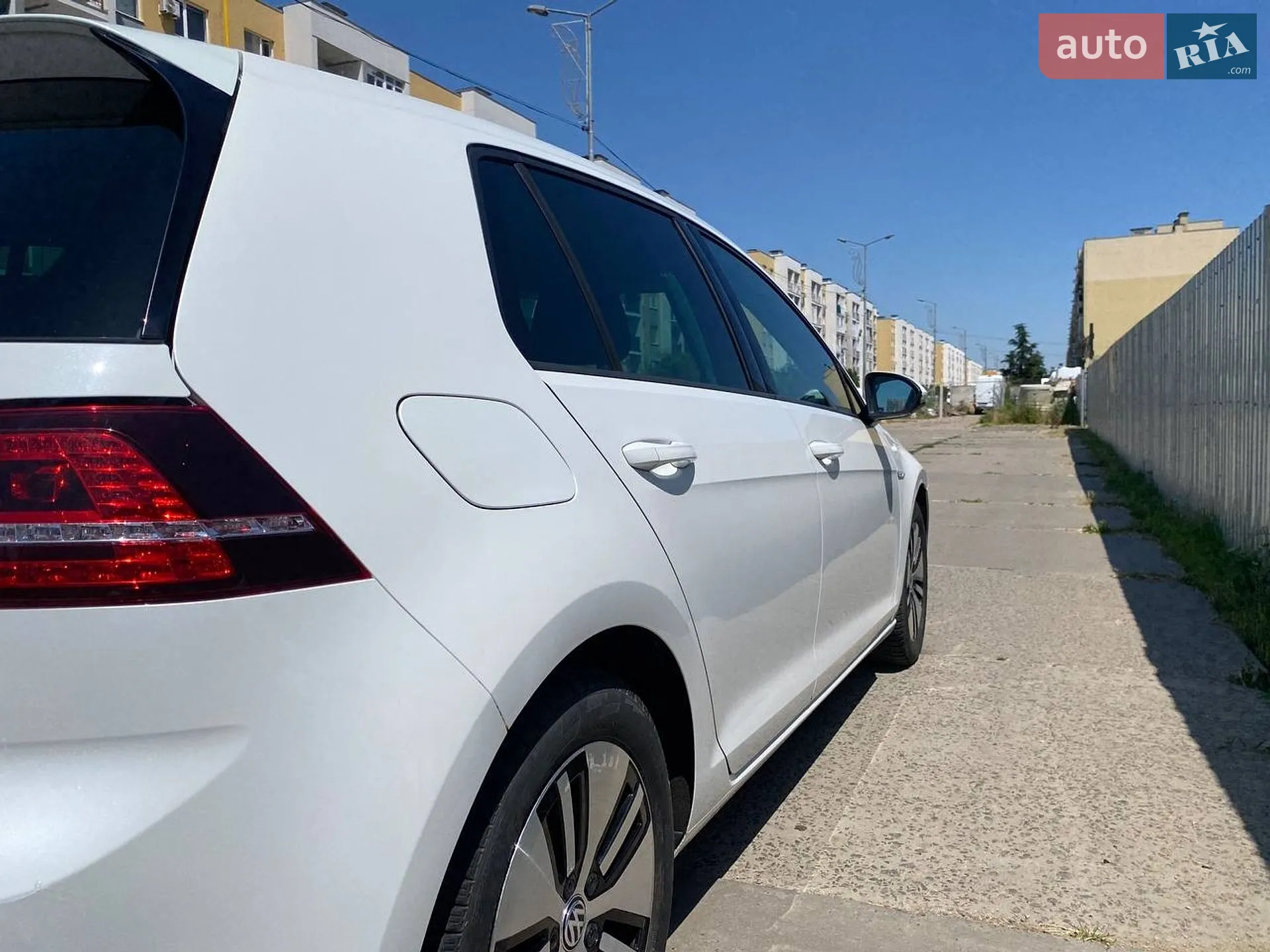 2014 Volkswagen Golf - мініатюра 3