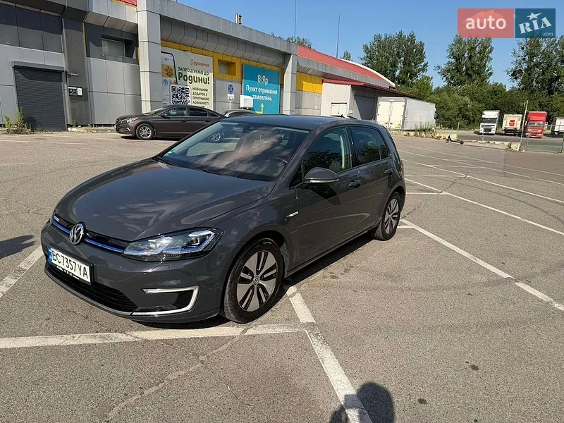Volkswagen e-Golf 2018 VIN WVWZZZAUZK8902194 фото оголошення 4 з 47