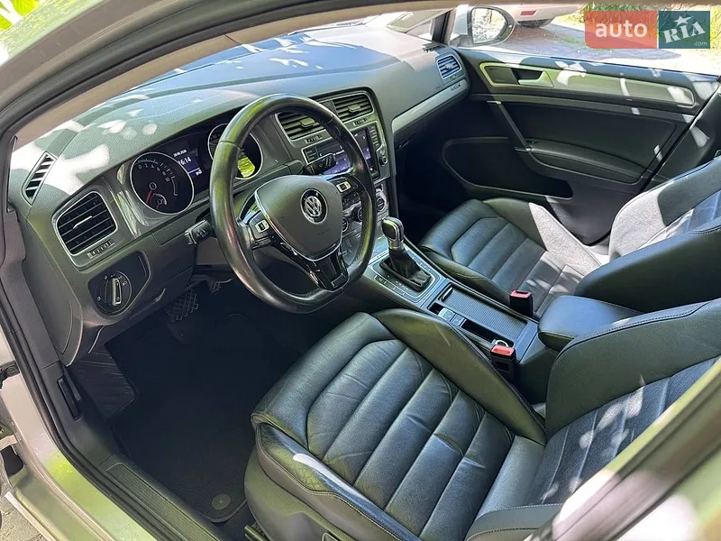 Volkswagen e-Golf 2015 VIN WVWZZZAUZFW906344 фото оголошення 10 з 41