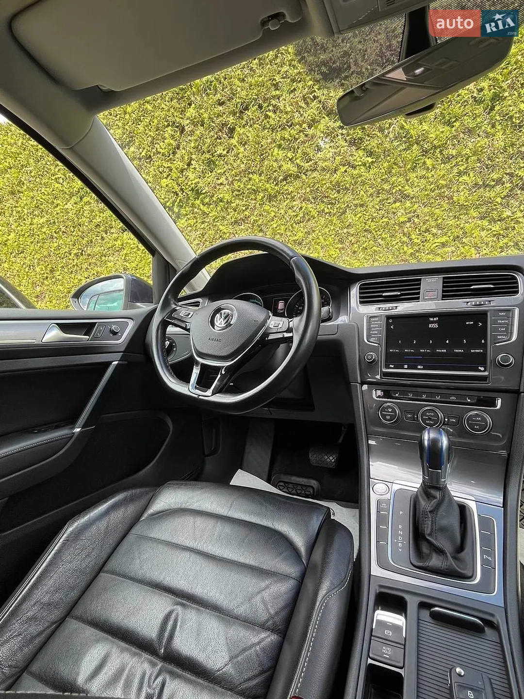 2016 Volkswagen Golf - мініатюра 25