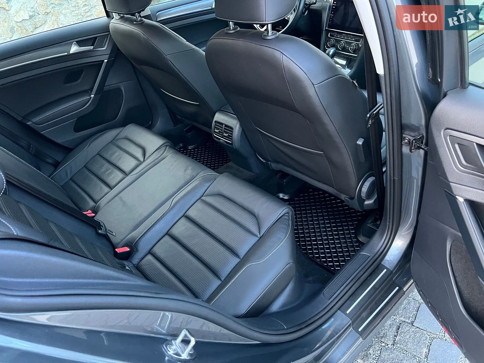 2019 Volkswagen Golf - мініатюра 38
