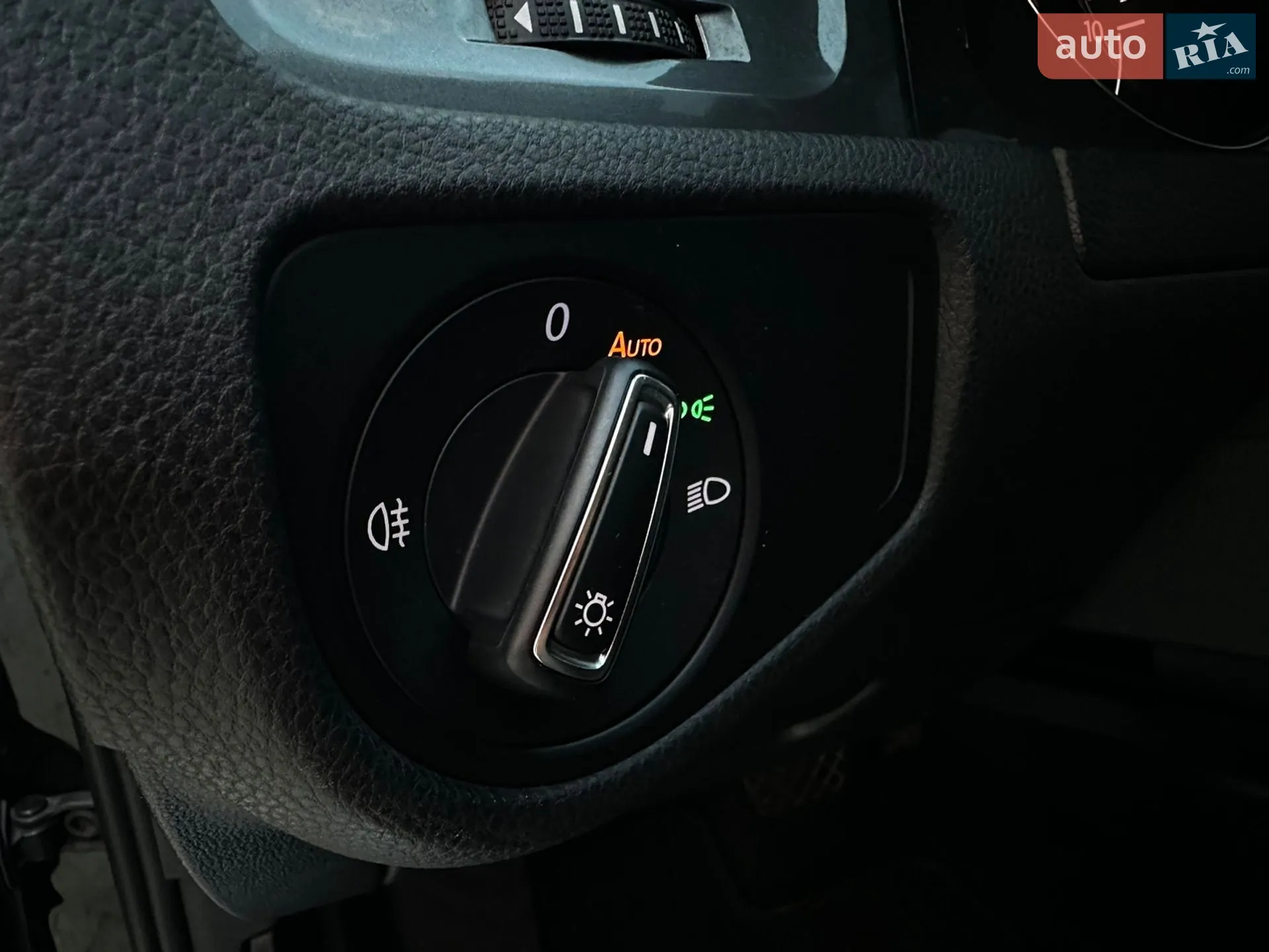 2015 Volkswagen Golf - мініатюра 24