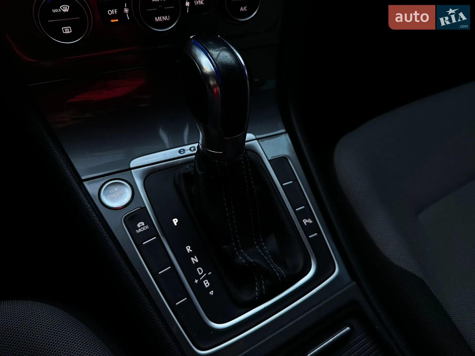 2015 Volkswagen Golf - мініатюра 28