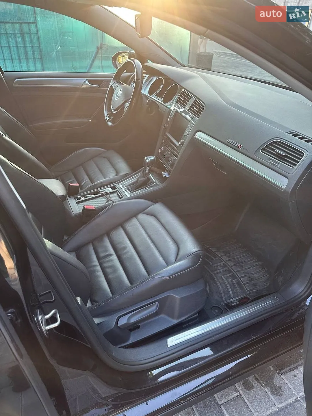 2015 Volkswagen Golf - мініатюра 15