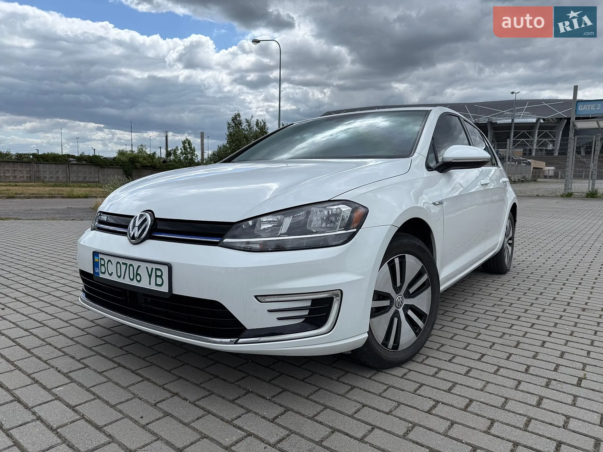 2019 Volkswagen Golf - мініатюра 2