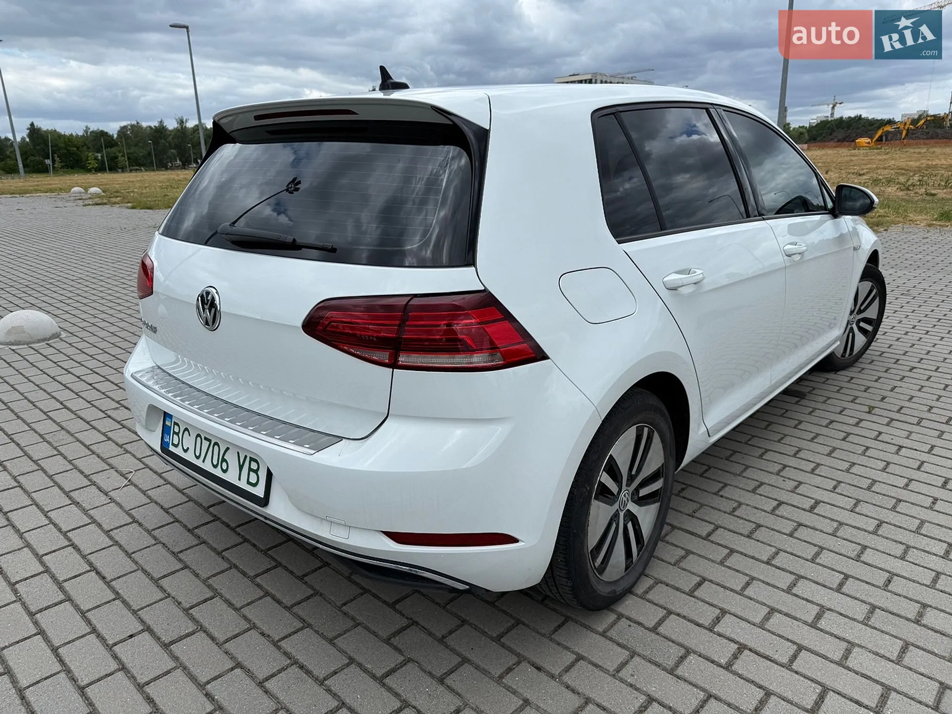 2019 Volkswagen Golf - мініатюра 4