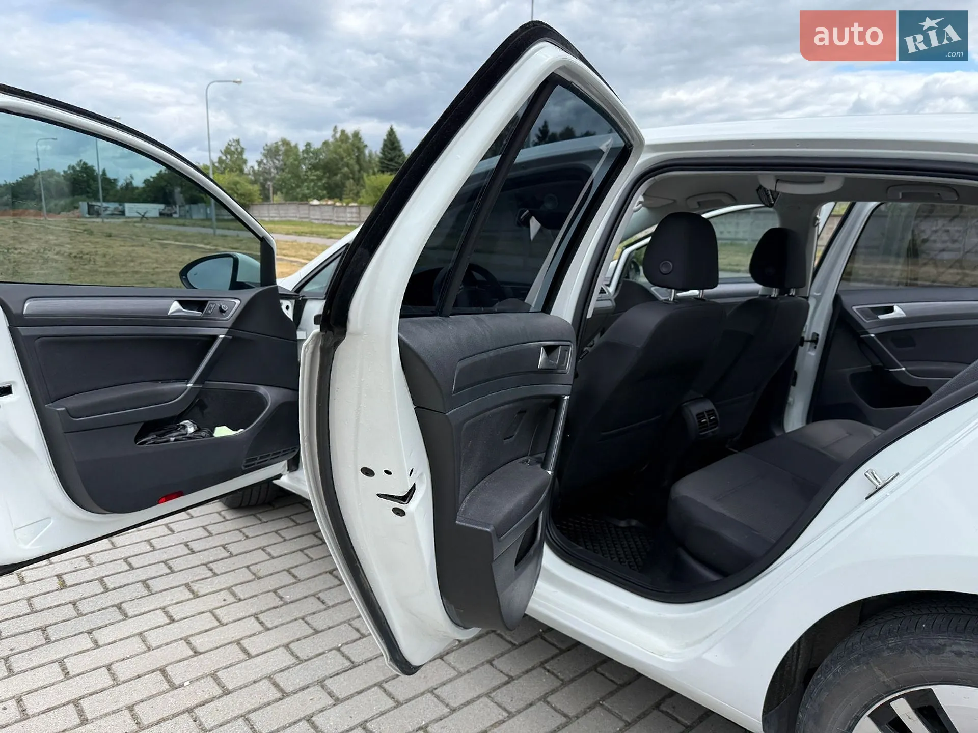 2019 Volkswagen Golf - мініатюра 6