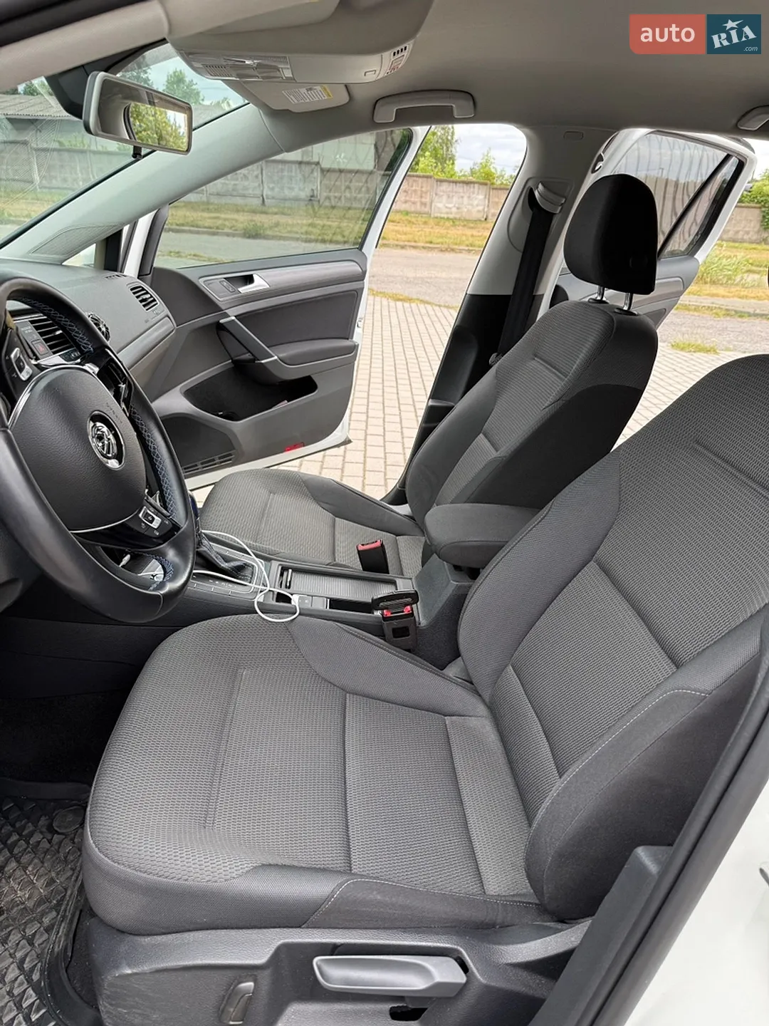 2019 Volkswagen Golf - мініатюра 9