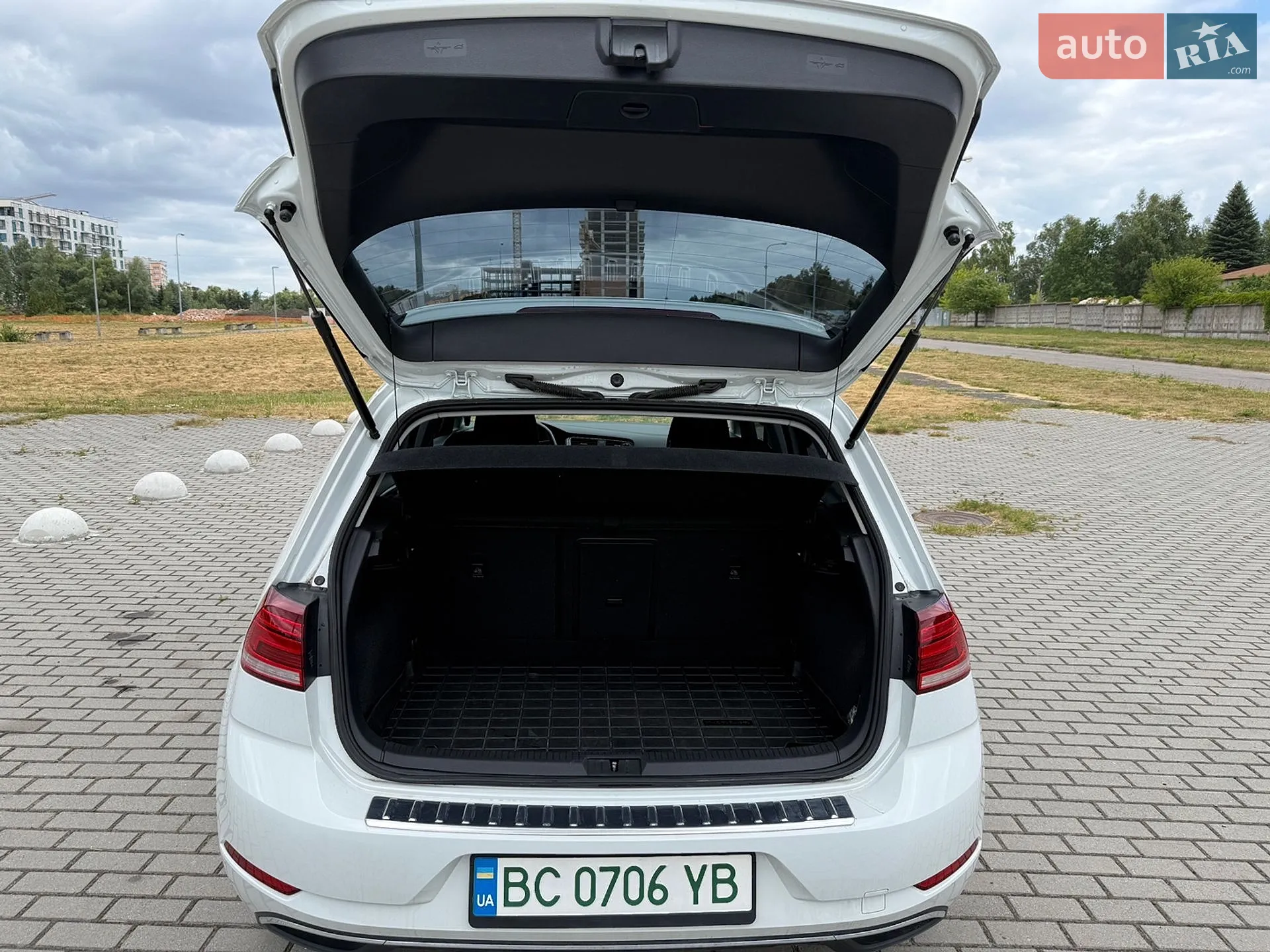 2019 Volkswagen Golf - мініатюра 8