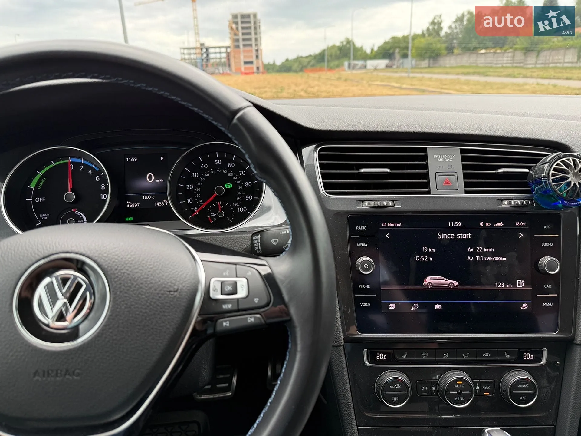 2019 Volkswagen Golf - мініатюра 12