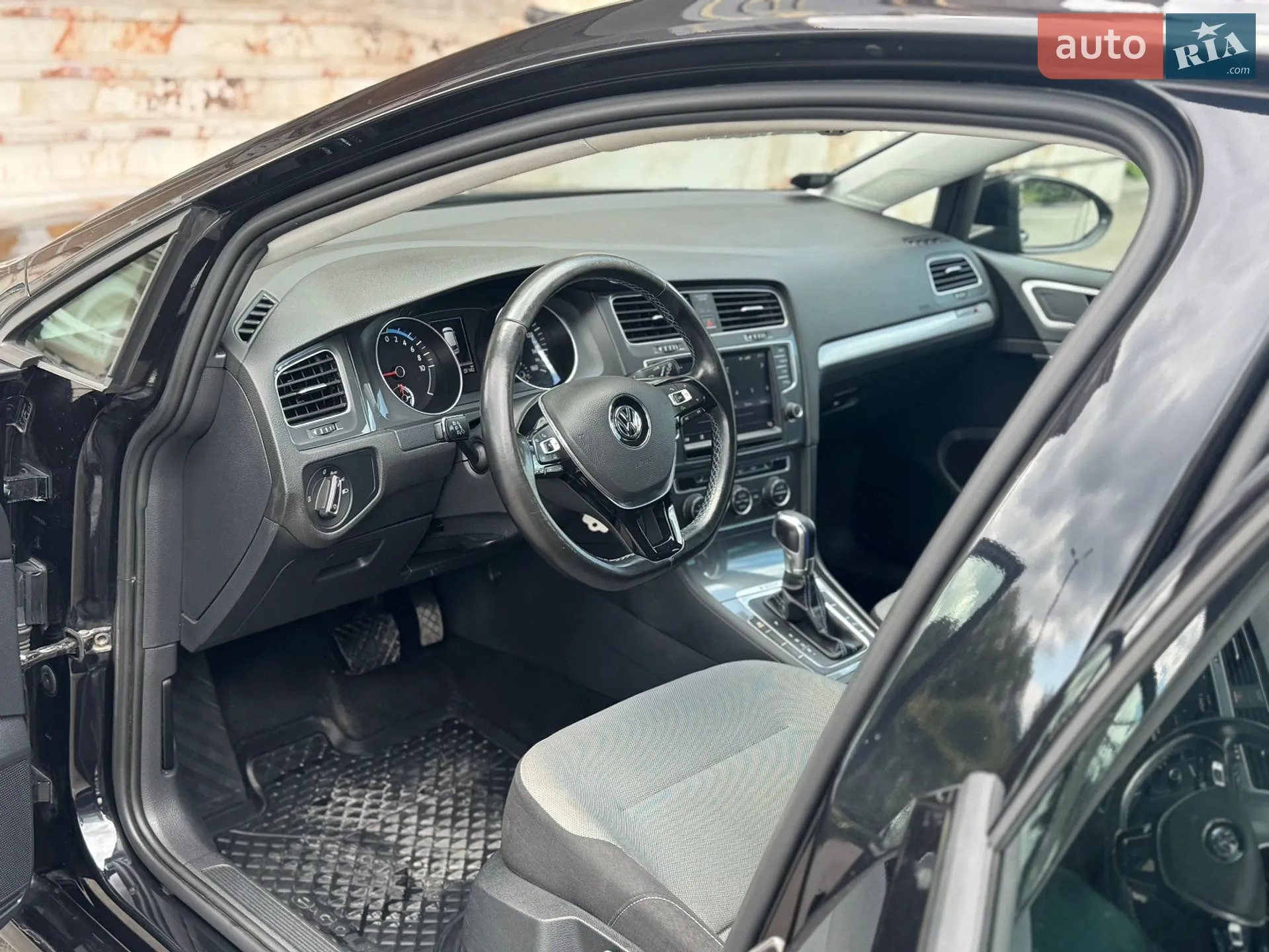 2015 Volkswagen Golf - мініатюра 42