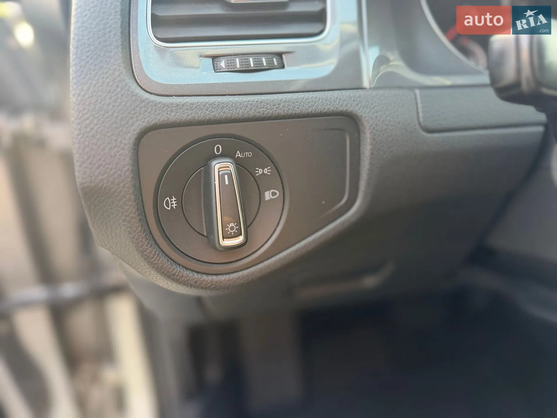 2014 Volkswagen Golf - мініатюра 30