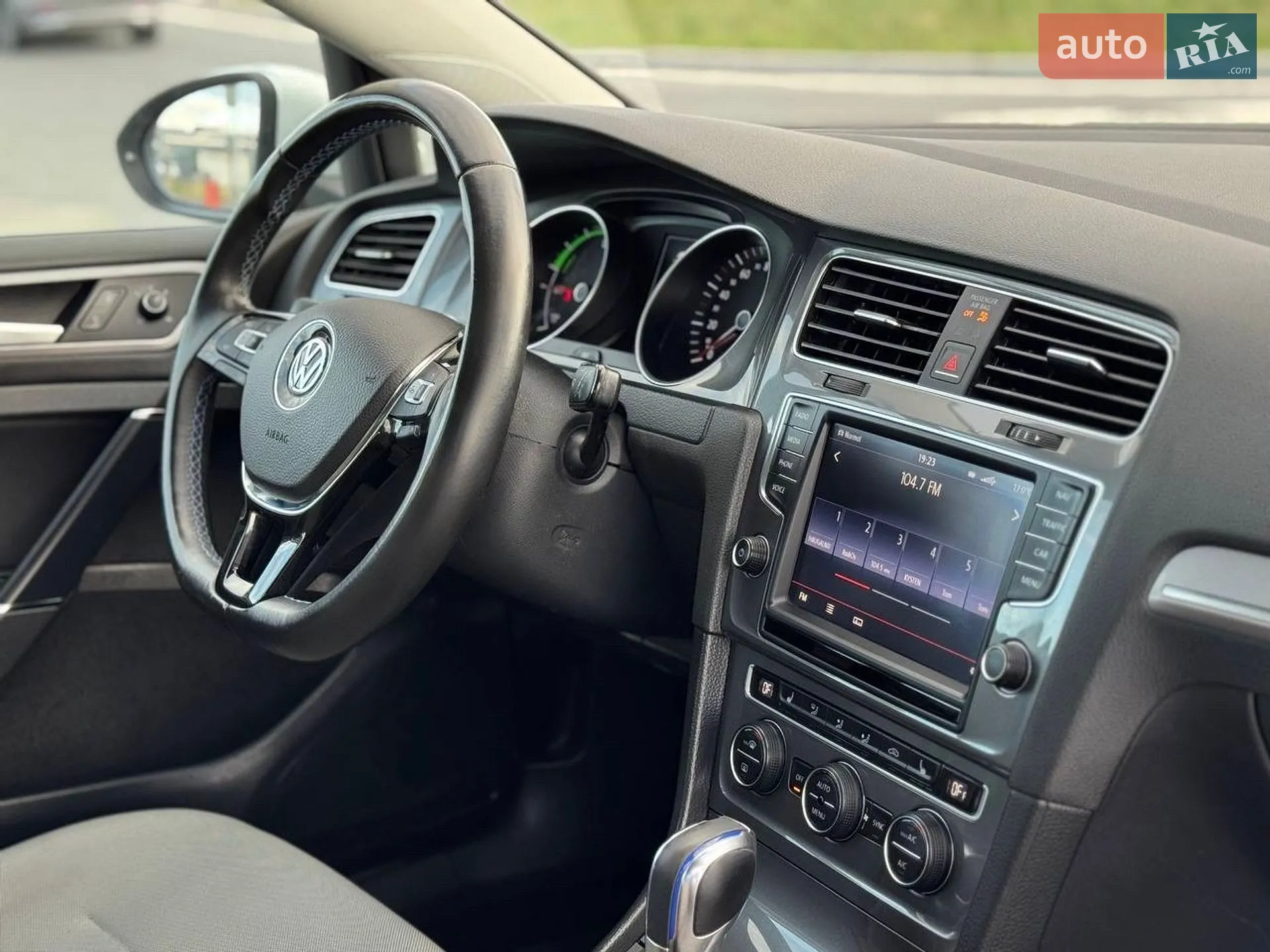 2015 Volkswagen Golf - мініатюра 10
