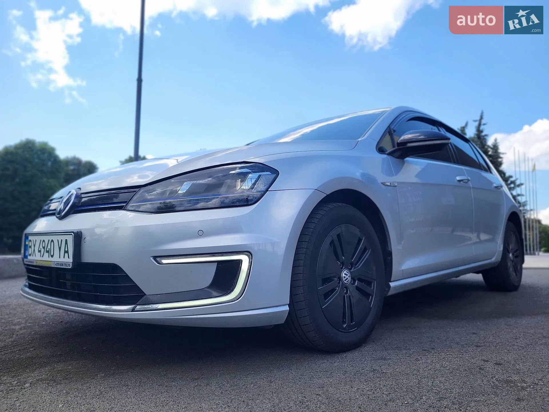 Volkswagen e-Golf 2015 VIN WVWZZZAUZGW902630 фото оголошення 5 з 73