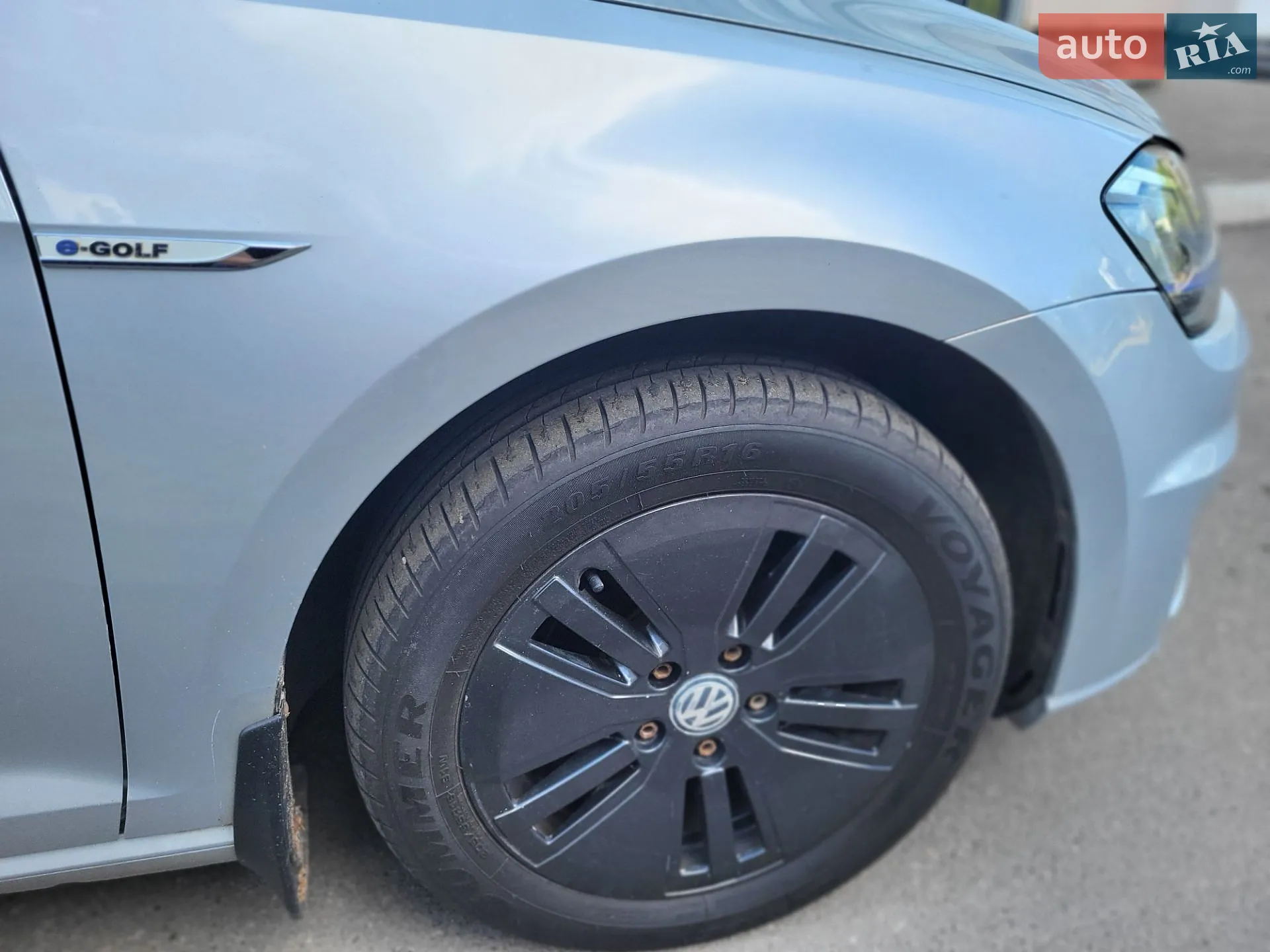 Volkswagen e-Golf 2015 VIN WVWZZZAUZGW902630 фото оголошення 43 з 73