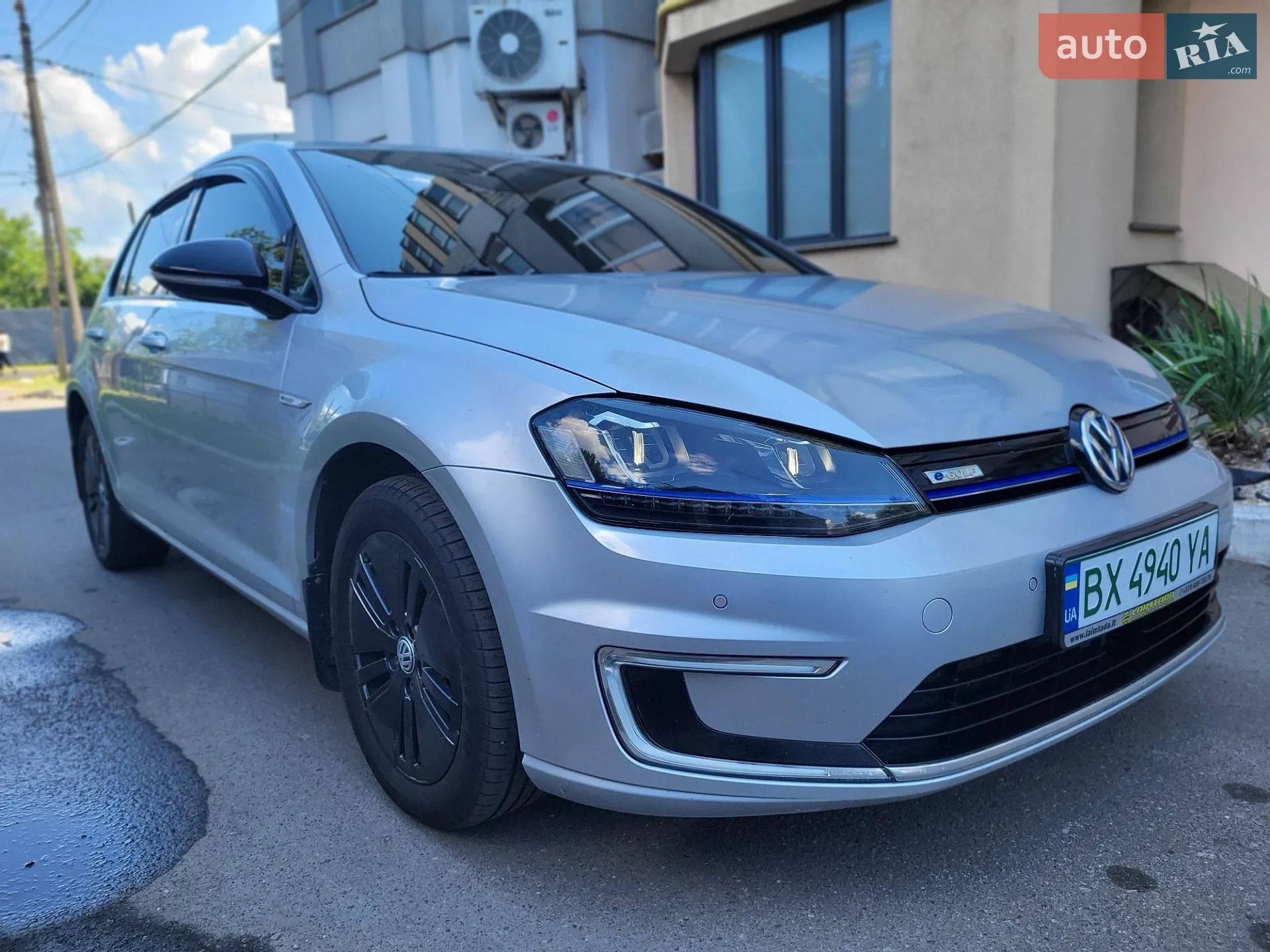 Volkswagen e-Golf 2015 VIN WVWZZZAUZGW902630 фото оголошення 57 з 73