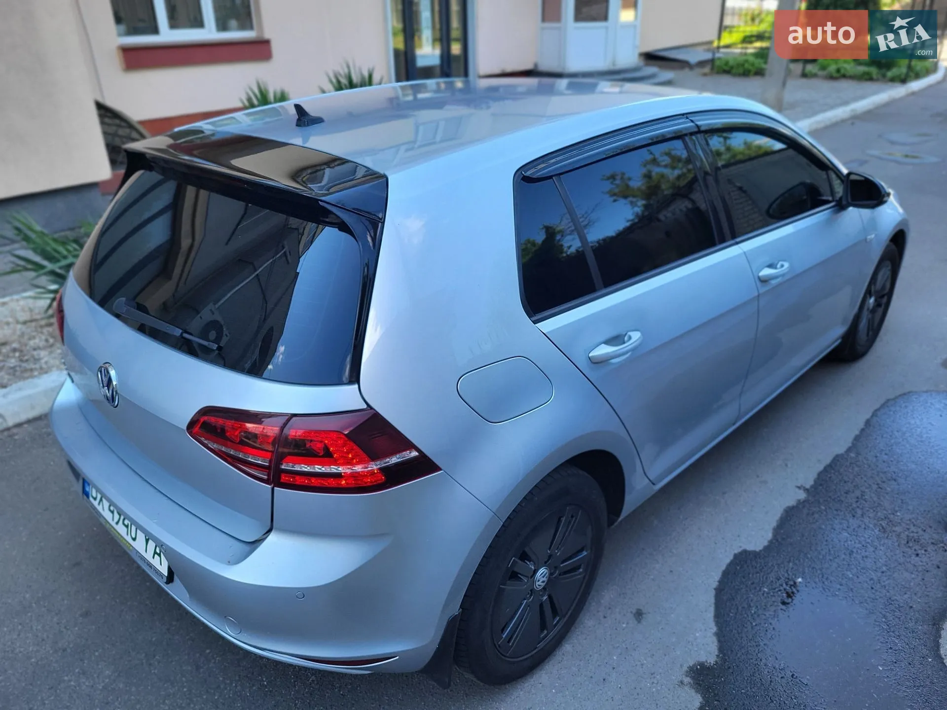 Volkswagen e-Golf 2015 VIN WVWZZZAUZGW902630 фото оголошення 65 з 73