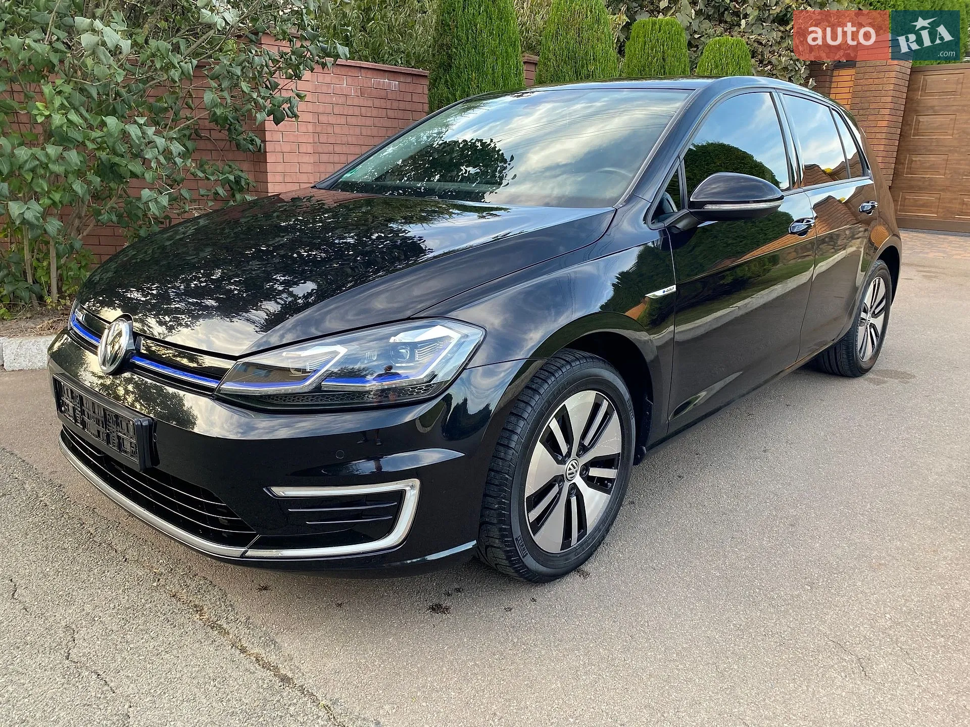 2020 Volkswagen Golf - фото 1