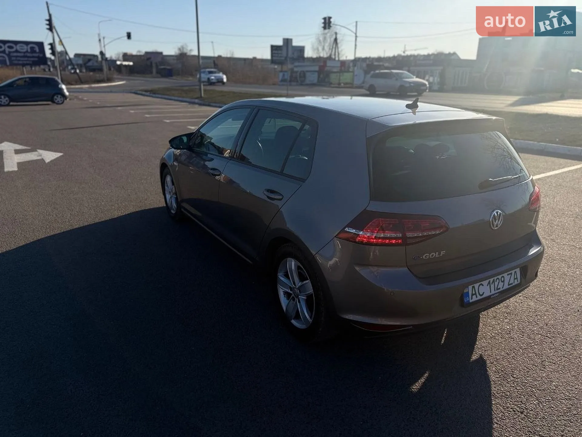 2016 Volkswagen Golf - мініатюра 5