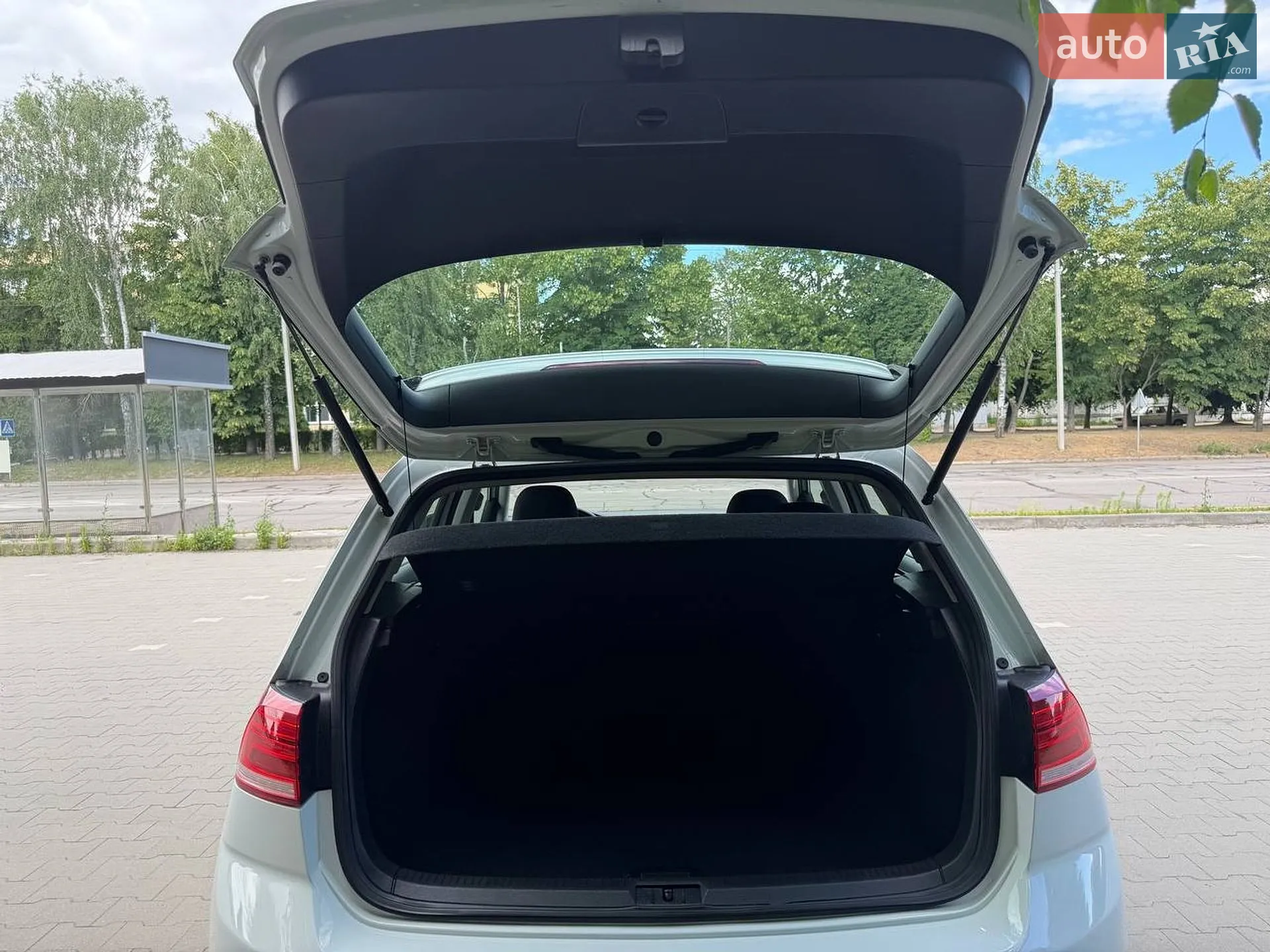 2017 Volkswagen Golf - мініатюра 4