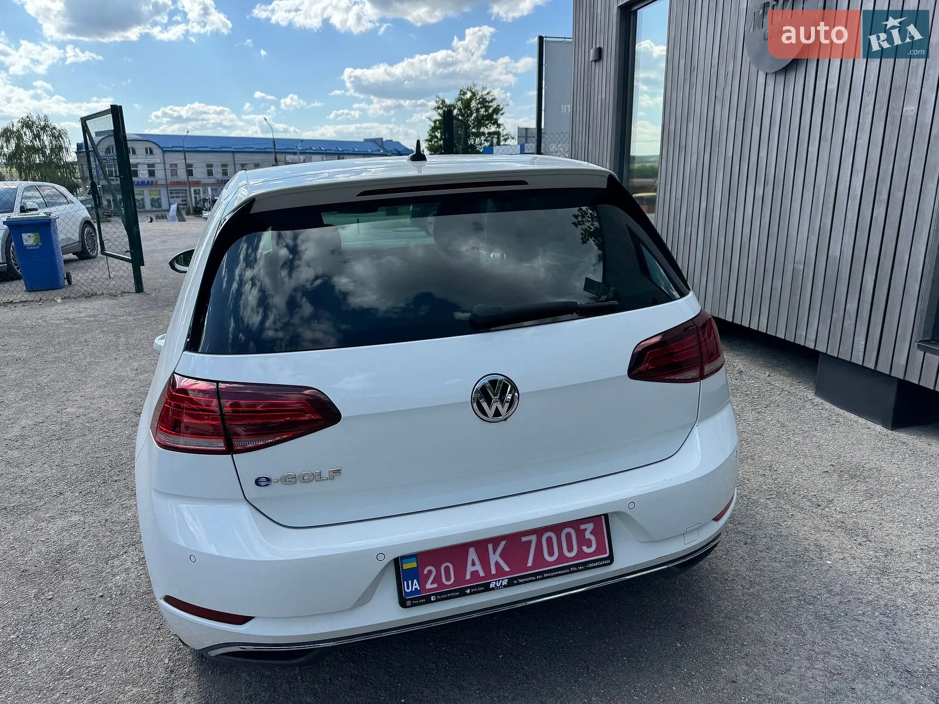 2017 Volkswagen Golf - мініатюра 12