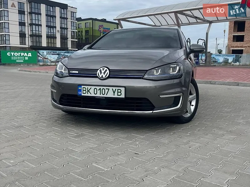 Volkswagen e-Golf