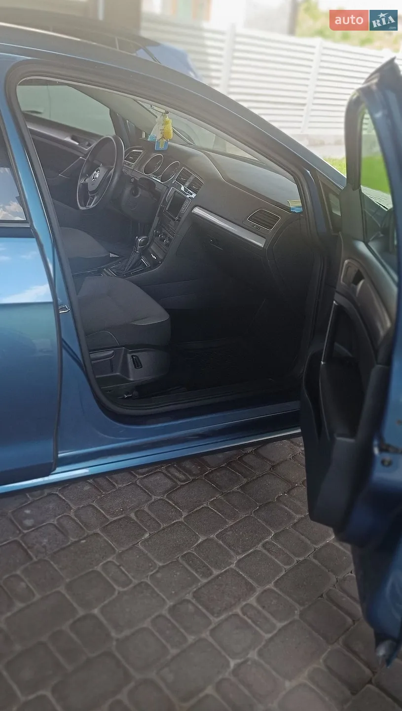 2016 Volkswagen Golf - мініатюра 2