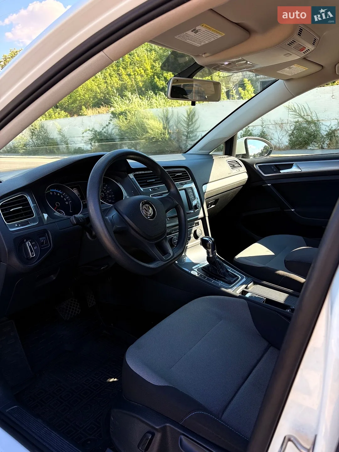 2015 Volkswagen Golf - мініатюра 14