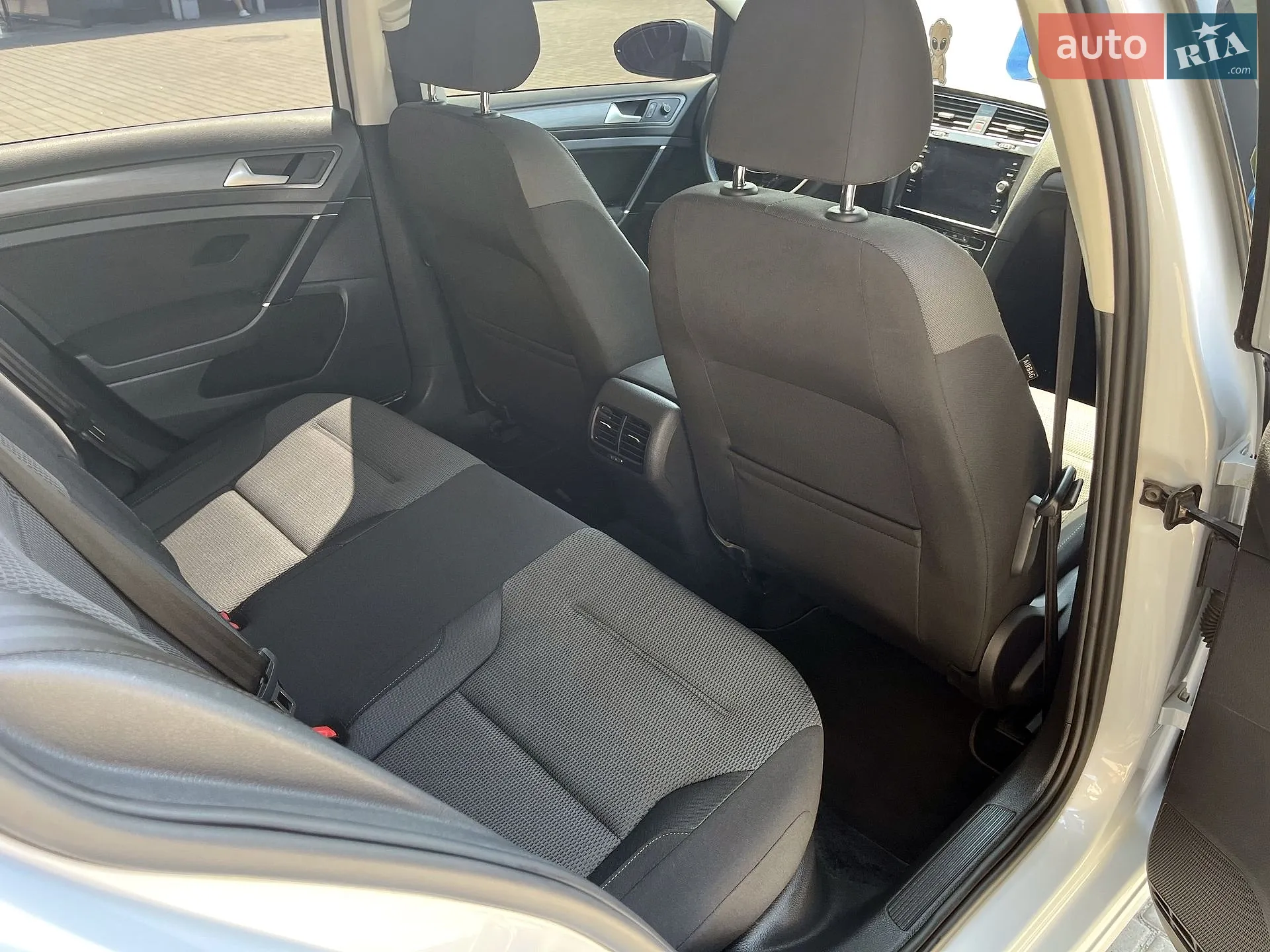 2017 Volkswagen Golf - мініатюра 36