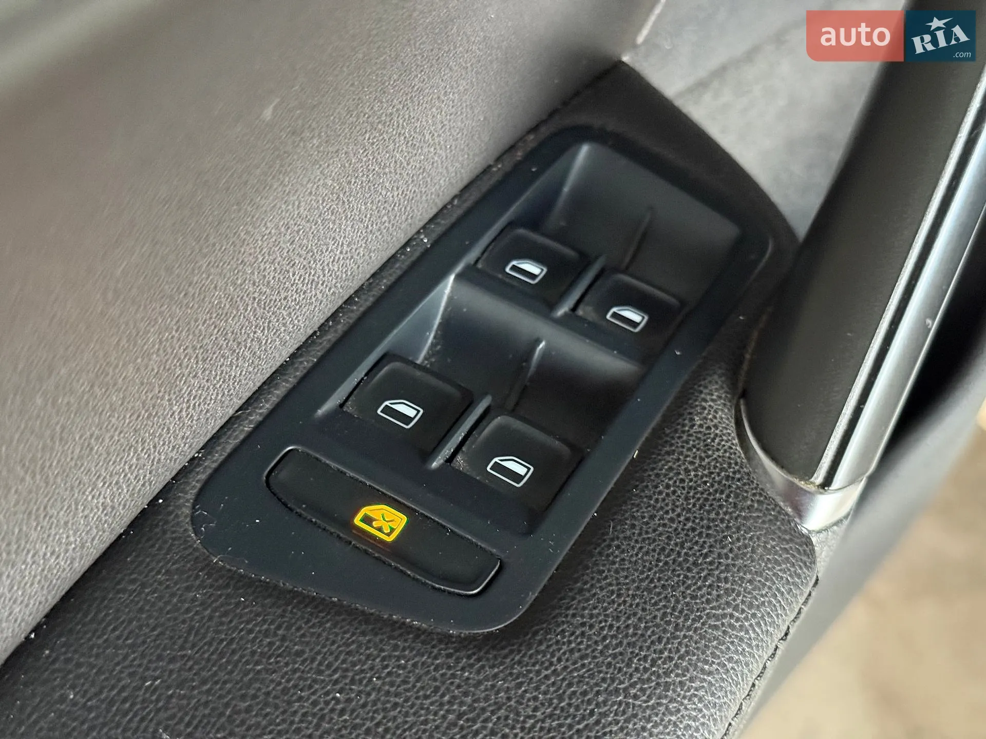 2015 Volkswagen Golf - мініатюра 36