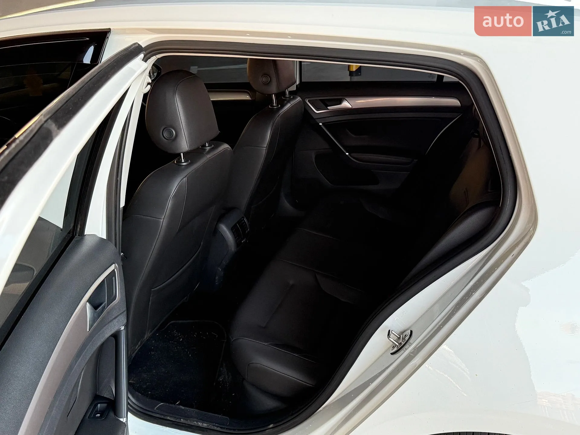 2015 Volkswagen Golf - мініатюра 27