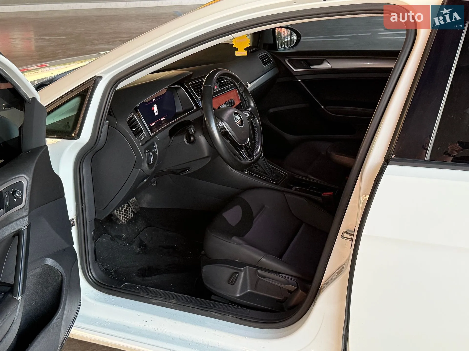 2015 Volkswagen Golf - мініатюра 26