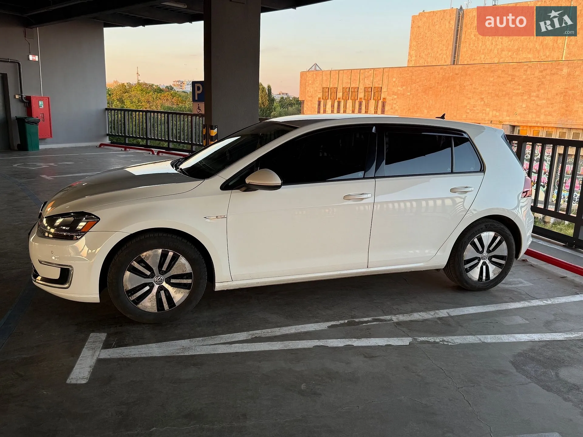 2015 Volkswagen Golf - мініатюра 12
