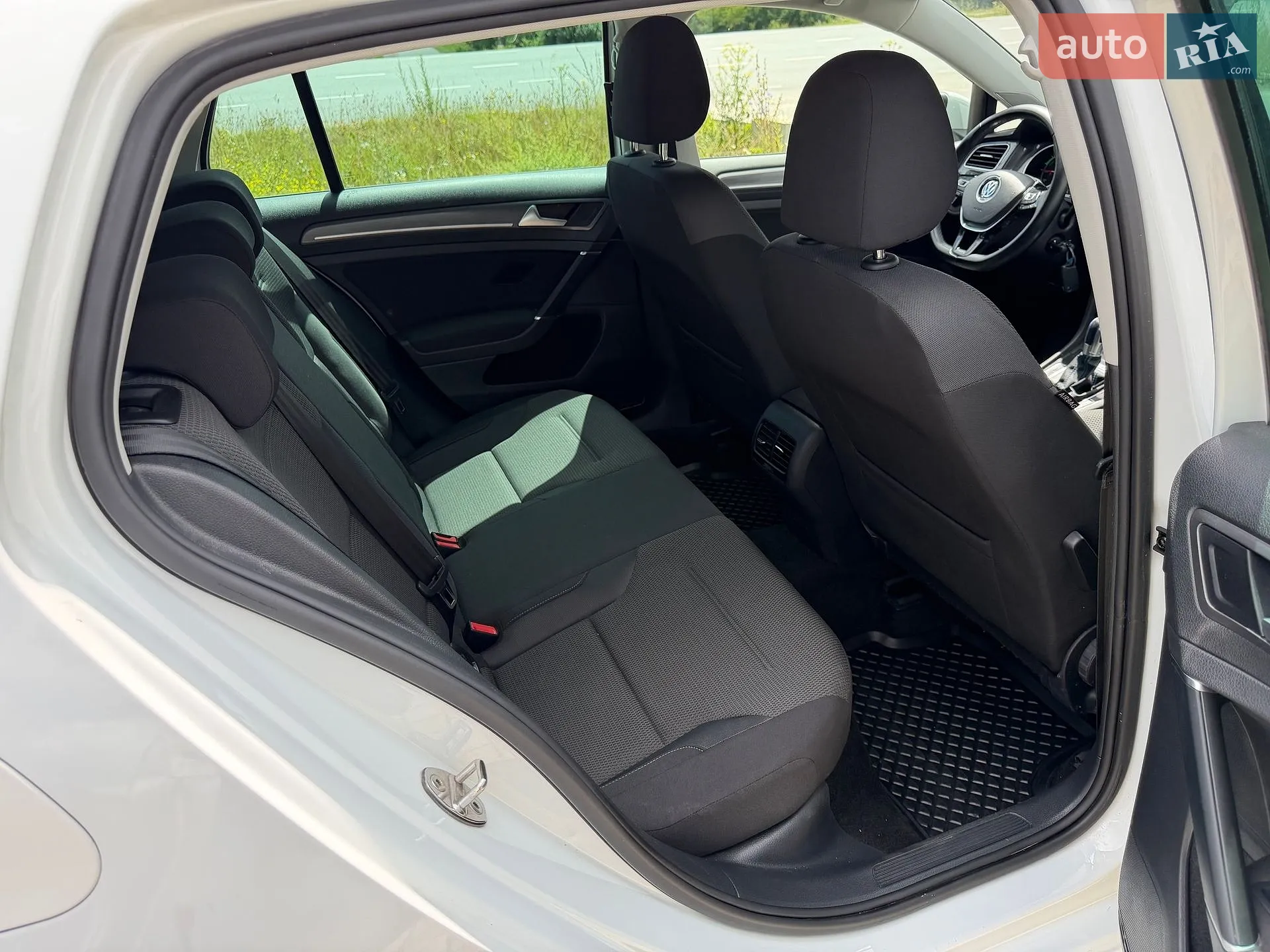 2018 Volkswagen Golf - мініатюра 10