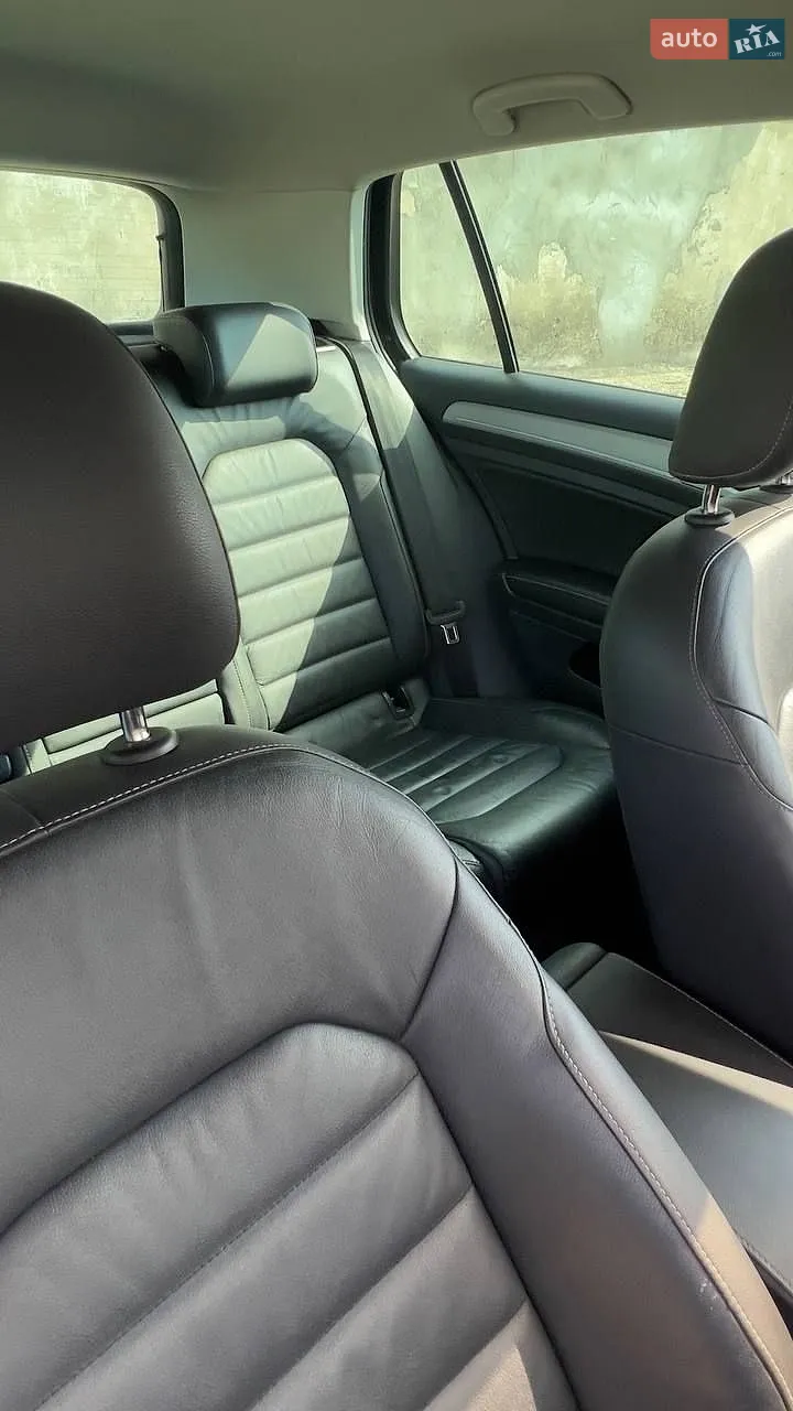 2016 Volkswagen Golf - мініатюра 9