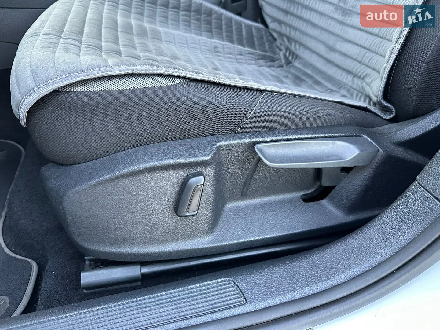 2016 Volkswagen Golf - мініатюра 24