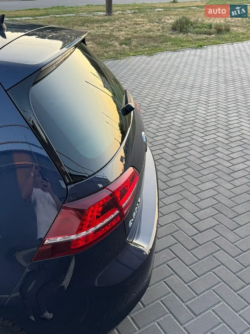 2016 Volkswagen Golf - мініатюра 12