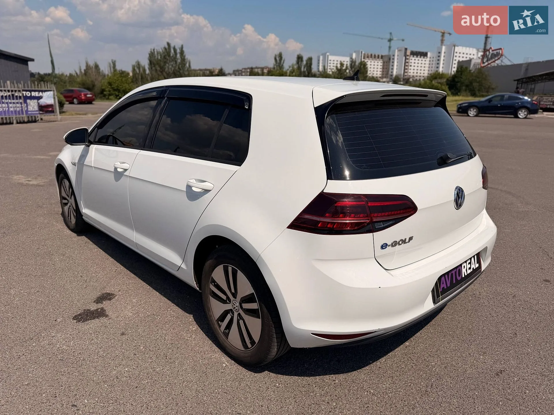 2016 Volkswagen Golf - мініатюра 33