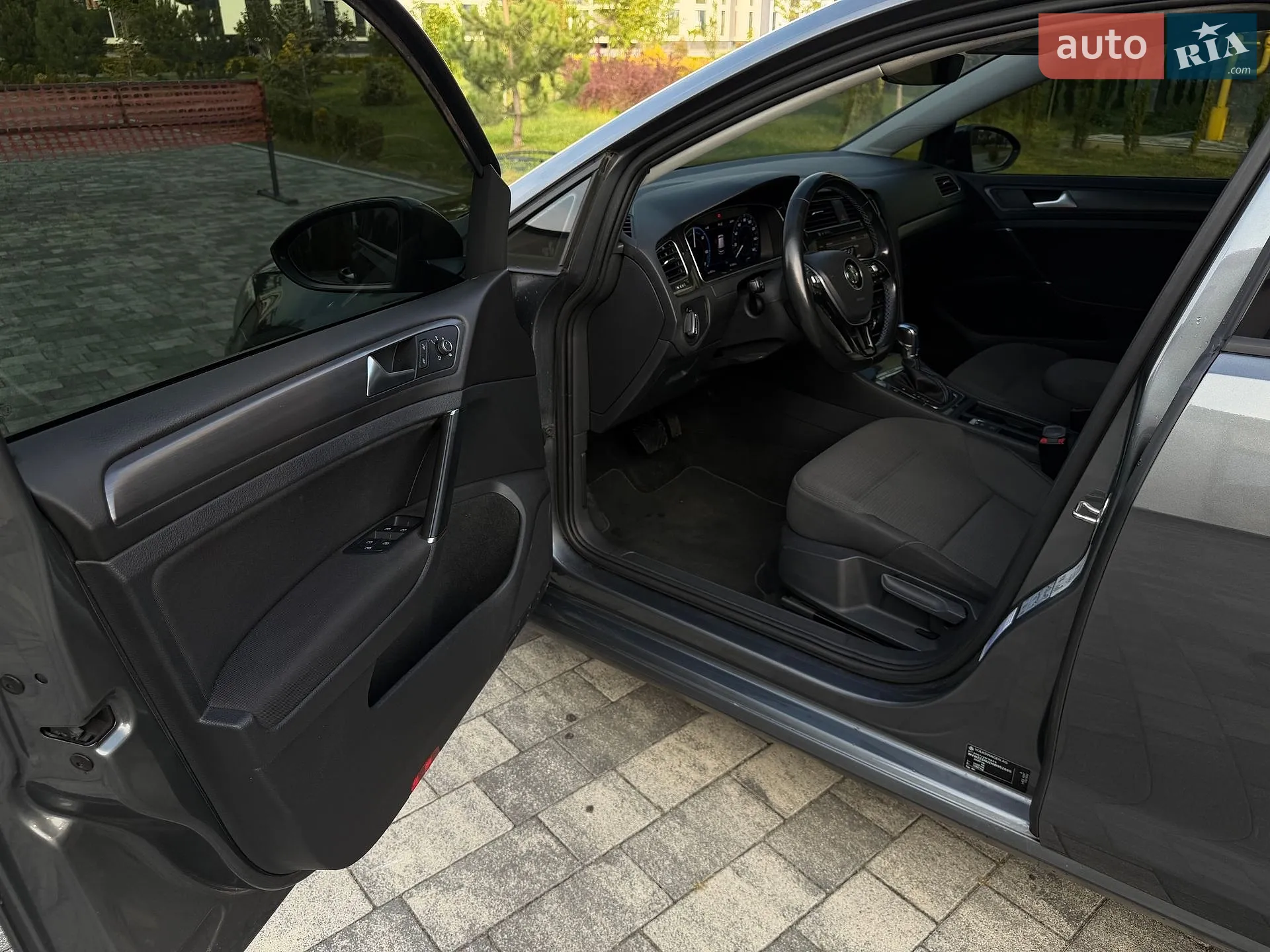 2017 Volkswagen Golf - мініатюра 37