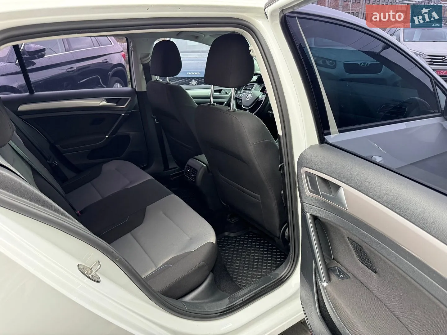 2016 Volkswagen Golf - мініатюра 19