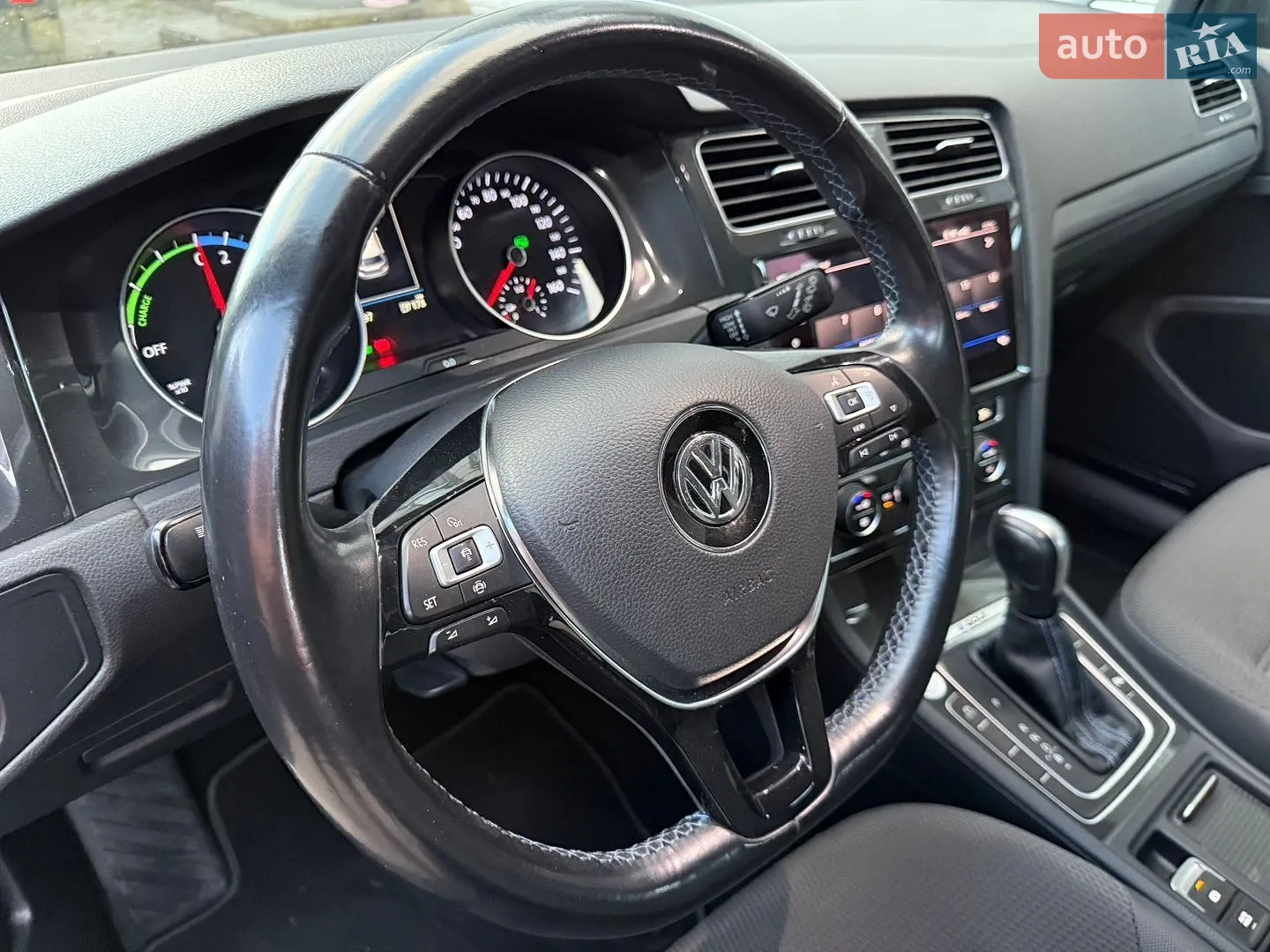 2020 Volkswagen Golf - мініатюра 25