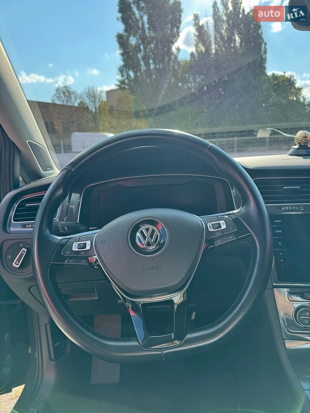 2020 Volkswagen Golf - мініатюра 16